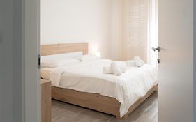 10Min Rhofiera & Sansiro - 5Min Metro - Ac - Freeparking